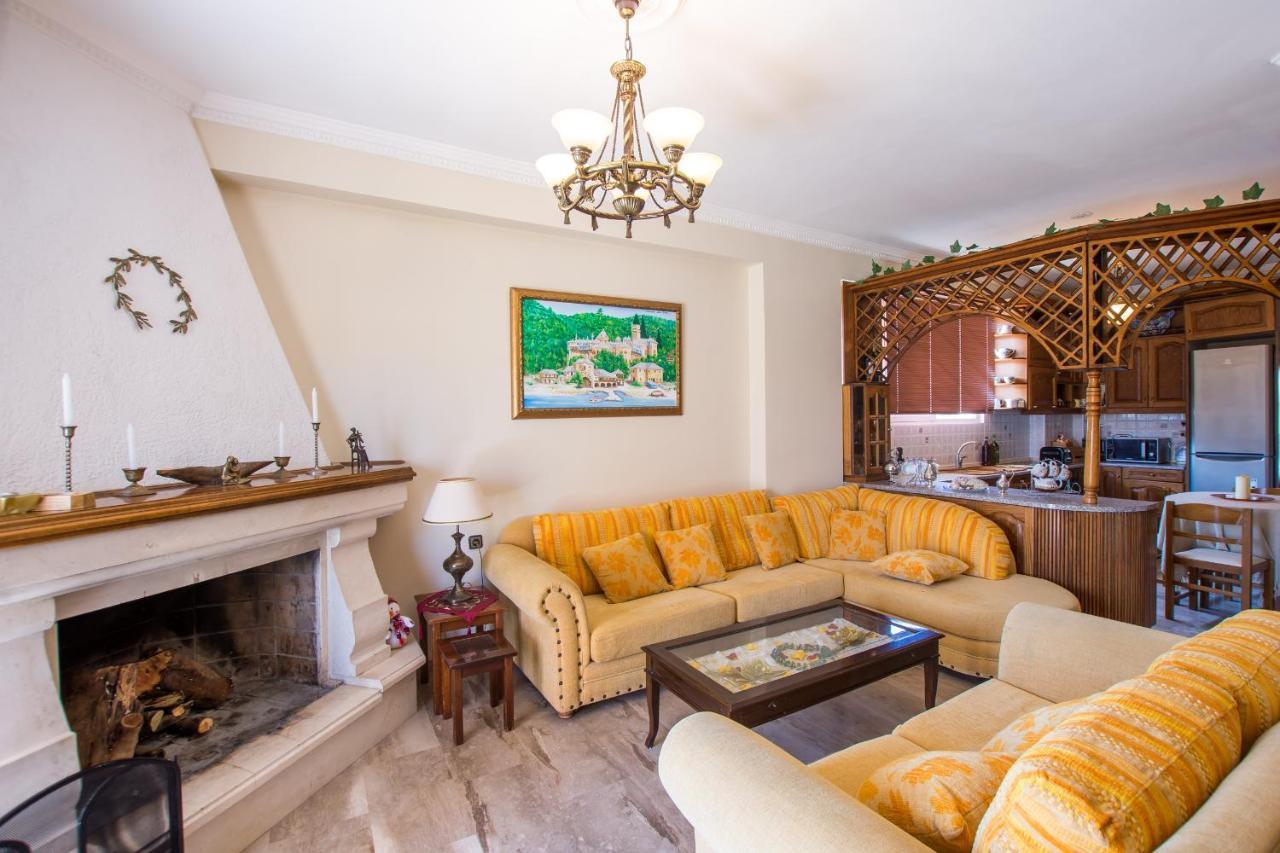 Paradise Bar Apartments Plános 외부 사진