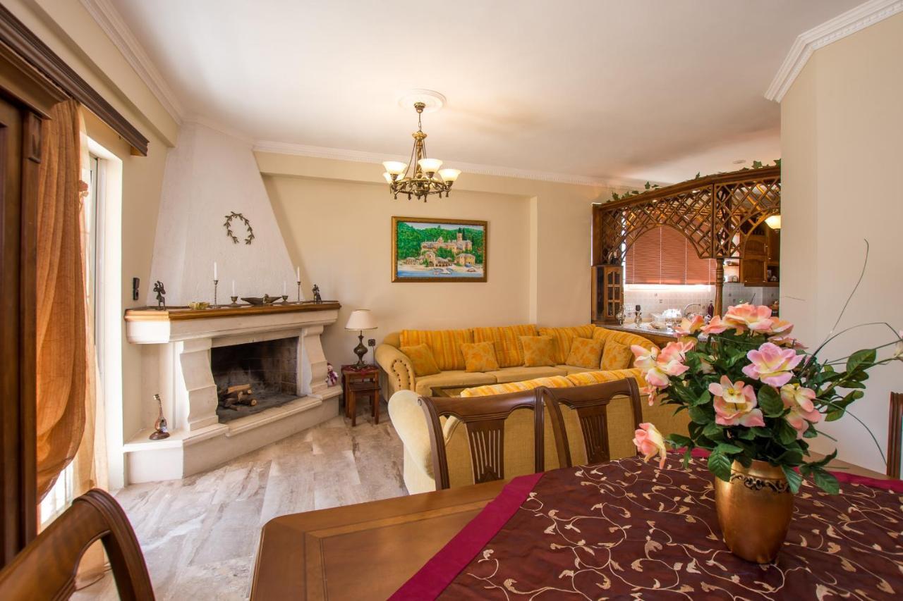 Paradise Bar Apartments Plános 외부 사진